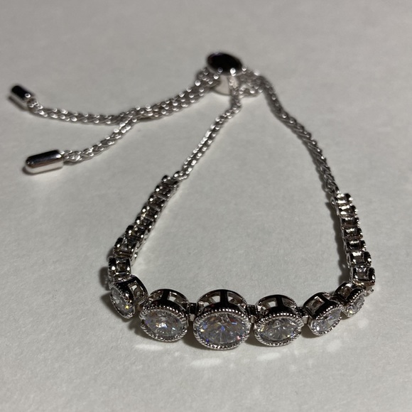 VANNA K FOR BELLA LUCE BRAND NEW DIAMOND SIMULANT BRACELET - Picture 6 of 12